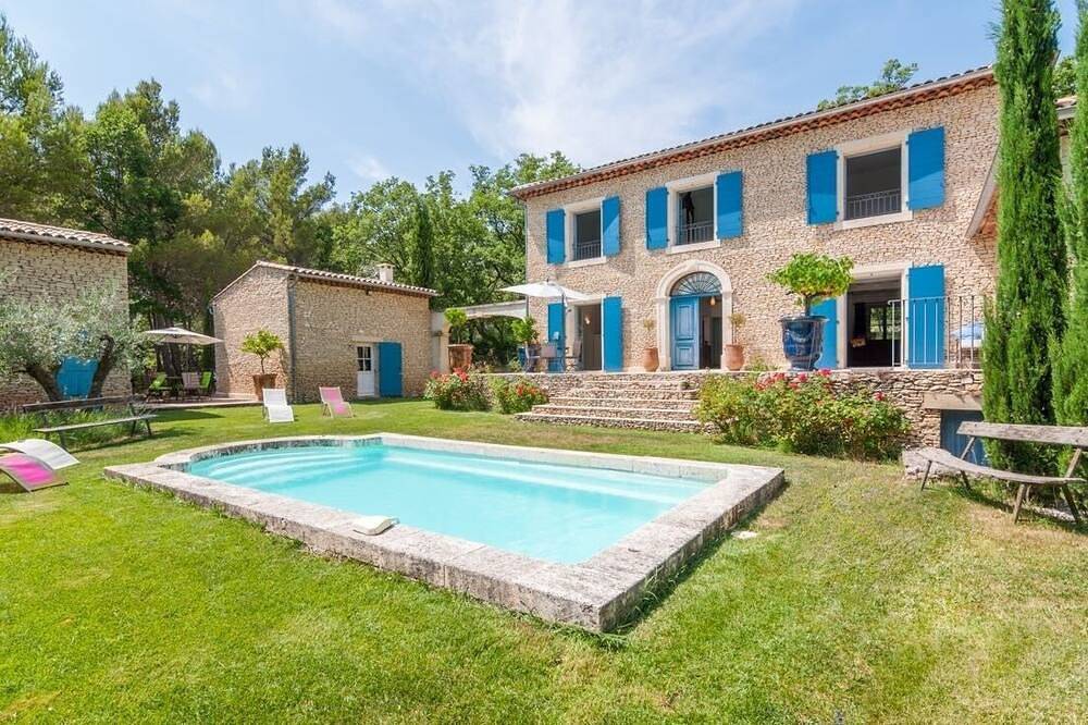Magnificent stone farmhouse in Murs, Regionaler Naturpark Luberon