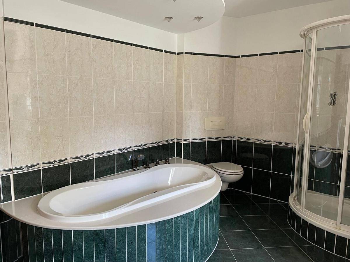 Ganze Wohnung, Traumblick in Schleiz, Thüringer Schiefergebirge