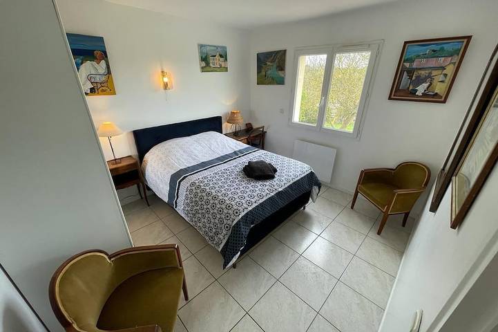 Villa 500 m from the D-Day landing beaches with panoramic sea and bocage views. in Arromanches-les-Bains, Bayeux und Umgebung