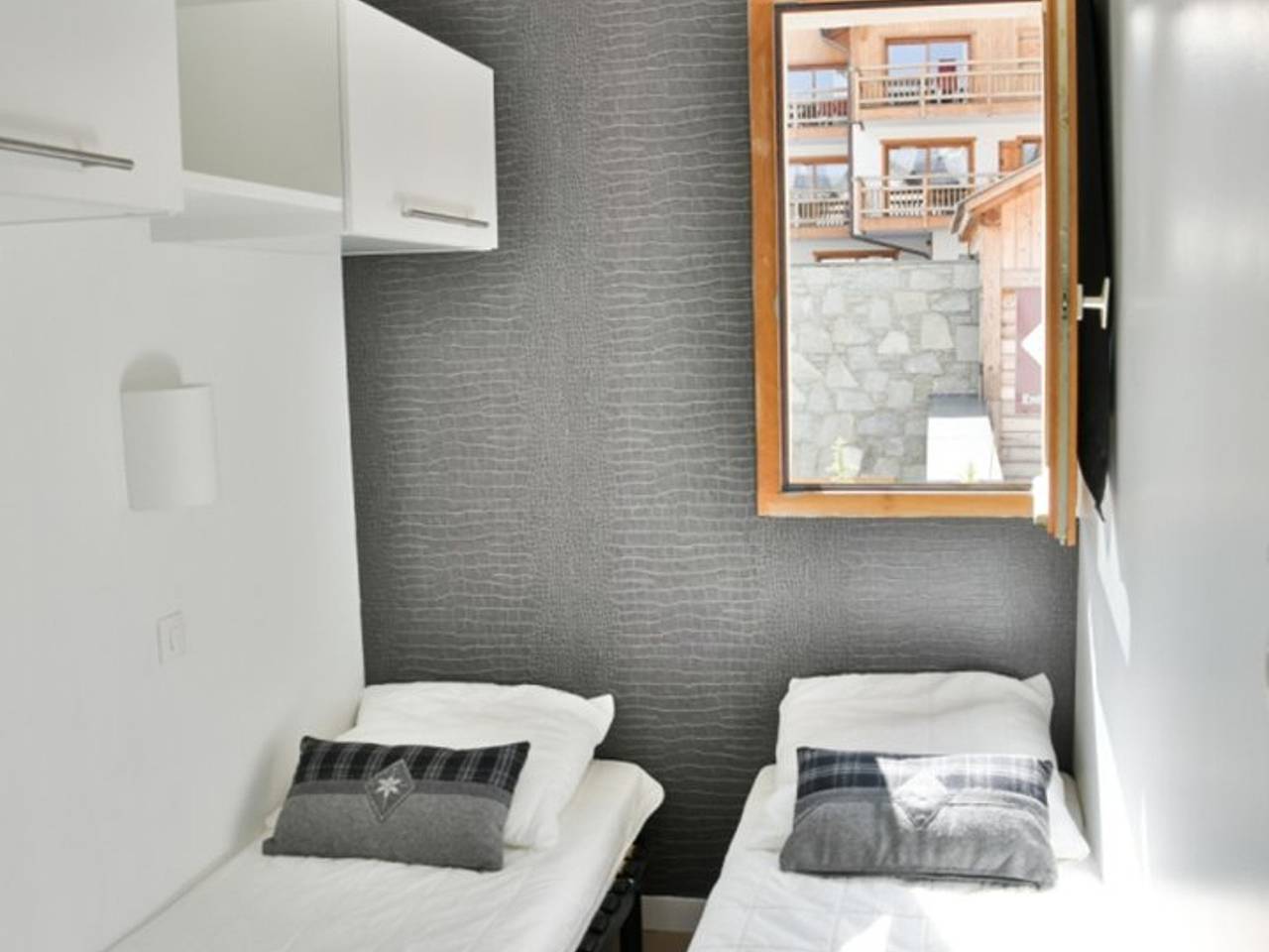 Entire apartment, Modern 2-room apartment in Montgenèvre, mountain view in Montgenèvre, Briançon region
