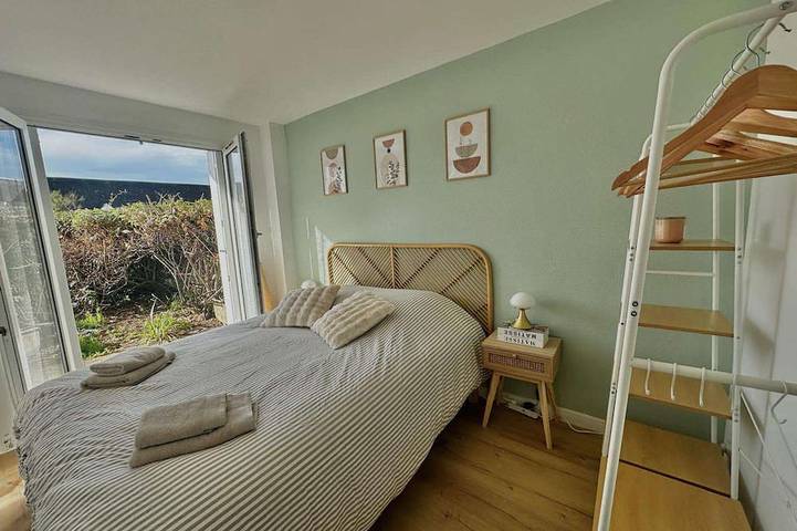 Appartement entier, L'îleau, accès direct à la plage in Bernières-sur-Mer, Région de Caen