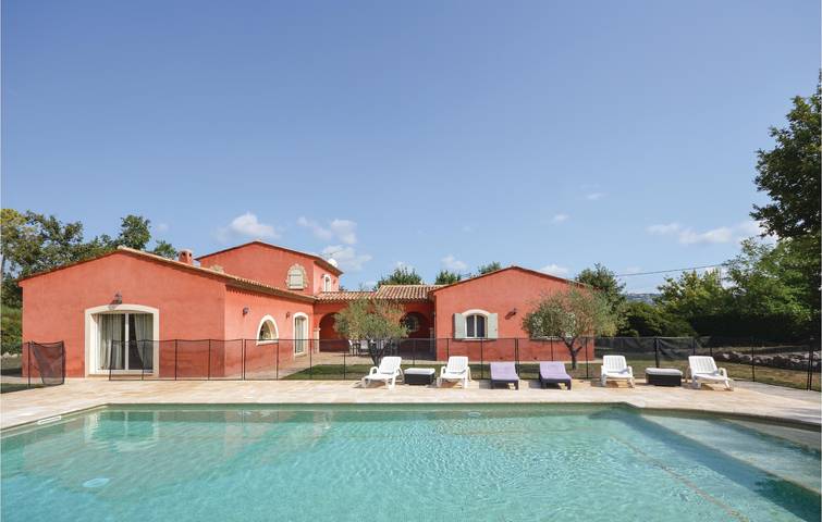 Location de vacances pour 10 personnes, avec jardin ainsi que terrasse et piscine à Callian - 2