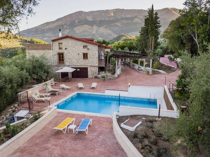 Holiday rental for 15 people, with Balcony and Terrace as well as Garden and Pool in Jaén