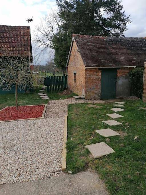 Location de vacances pour 5 personnes, avec jardin et terrasse à Pierrefitte-sur-Sauldre - 2