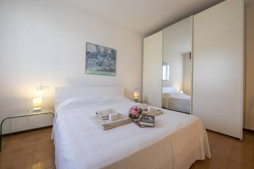 Location De Vacances pour 7 Personnes dans Peschiera del Garda, Montagnes autour du lac de Garde, Photo 3