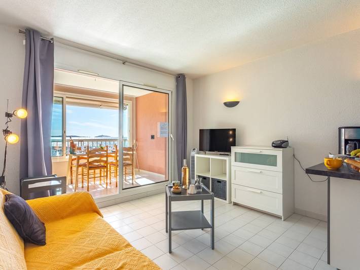 Gîte pour 4 personnes, avec terrasse, animaux acceptés à Six-Fours-les-Plages - 3