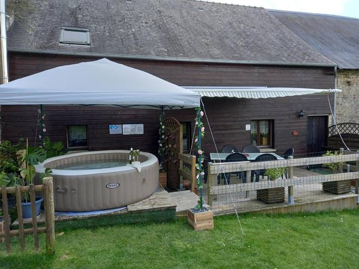 Appartement de vacances pour 4 personnes, avec jacuzzi et jardin