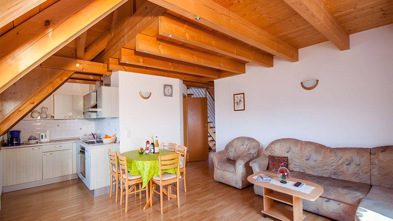 Ganze Ferienwohnung, Ferienwohnung für 5 Personen (78 m²) in Meersburg in Meersburg, Bodenseekreis