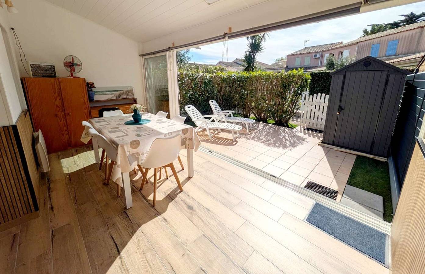 Appartement de vacances entier, Jolie et agréable Maison de vacances avec veranda,  2 chambres pour 4 couchages, Résidence sécurisée in Portiragnes Plage, Portiragnes