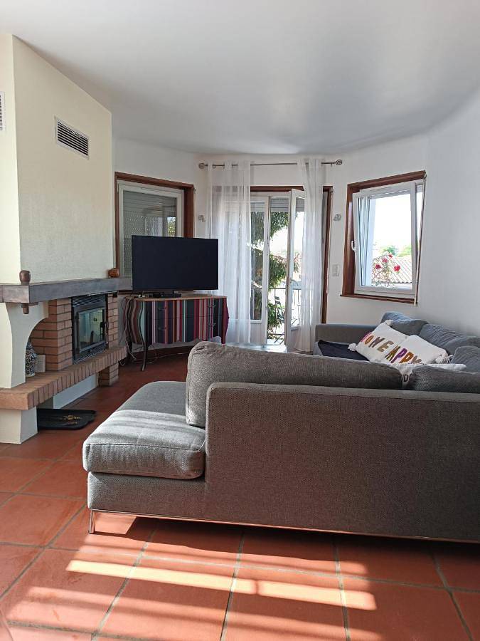 Gîte pour 3 personnes, avec jardin dans Pajay - 4