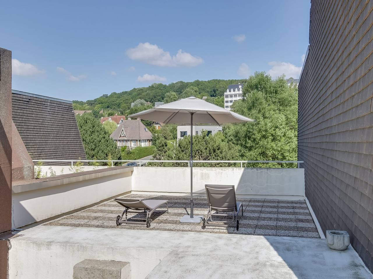 Ganze Wohnung, Wunderschöne 6P/2Br-Wohnung mit Meerblick - Trouville in Trouville-sur-Mer, Lisieux und Umgebung