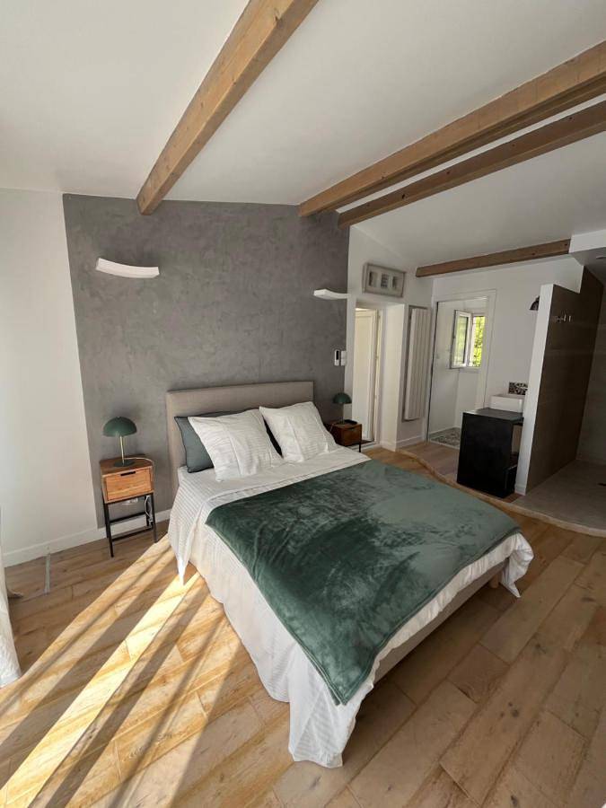 Suite indépendante dans une maison in Villeneuve-Loubet, Côte méditerranéenne (France)