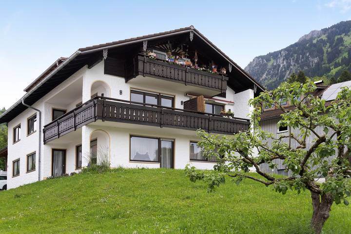 Monolocale intero, Monolocale 'Ferienwohnung Wendelinus' con vista sulle montagne, terrazza in comune e Wi-Fi in Grünten, Rettenberg