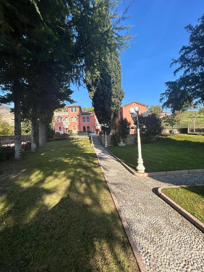 Location de vacances pour 2 personnes, avec balcon et jardin à Caneva (Italie) - 4
