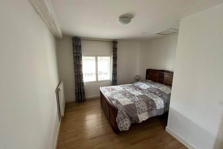 Location de vacances pour 10 personnes, avec jardin à Saint-Georges-de-Baroille - 3