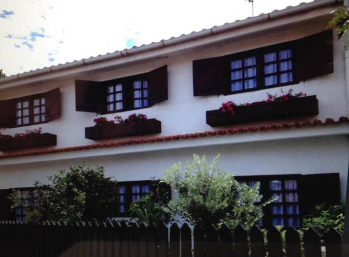 Location de vacances pour 10 personnes, avec piscine ainsi que jardin et terrasse dans Árvore - 2