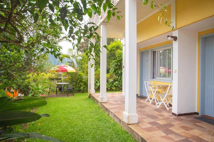 Hôtel pour 3 personnes, avec terrasse et jardin, animaux acceptés à Hell-Bourg - 3