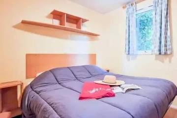 Camping pour 6 Personnes dans Saint-Georges-d'Oléron, Île d'Oléron, Photo 1