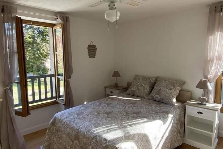 Location de vacances pour 4 personnes, avec piscine et jardin à Saint-Médard - 2