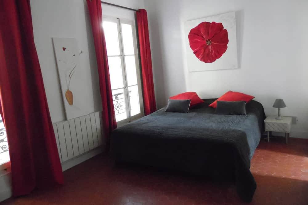 Hypercentre maison bourgeoise fin 19ième restaurée piscine jardin 3 parkings in Aix-en-Provence, Région d'Aix-en-Provence