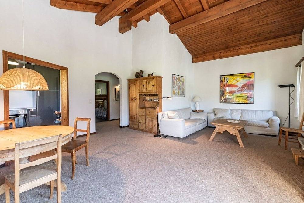 Ganze Wohnung, Mira Piz Mundaun, (Sagogn). 3 Zimmerwohnung in Sagogn, Flims Laax Falera