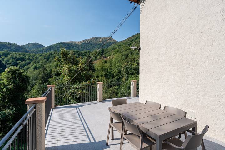Charmant Toscaans stenen huis - nabij Lucca in Pescaglia, Italiaanse Rivièra