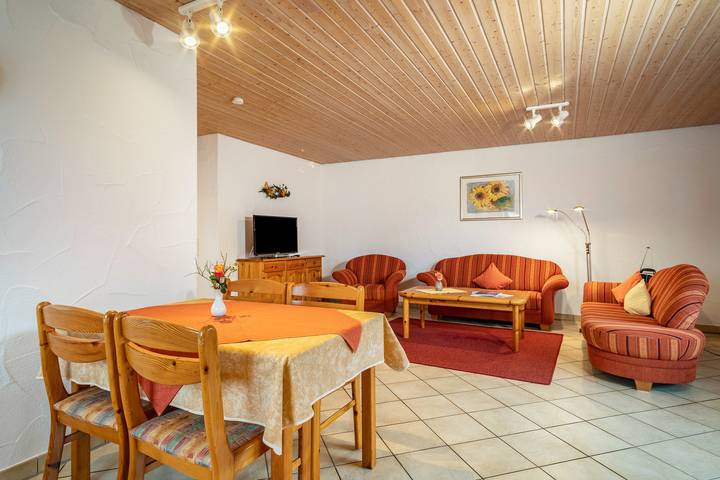 Ferienwohnung für 4 Personen, mit Sauna und Garten in Kressbronn am Bodensee - 4
