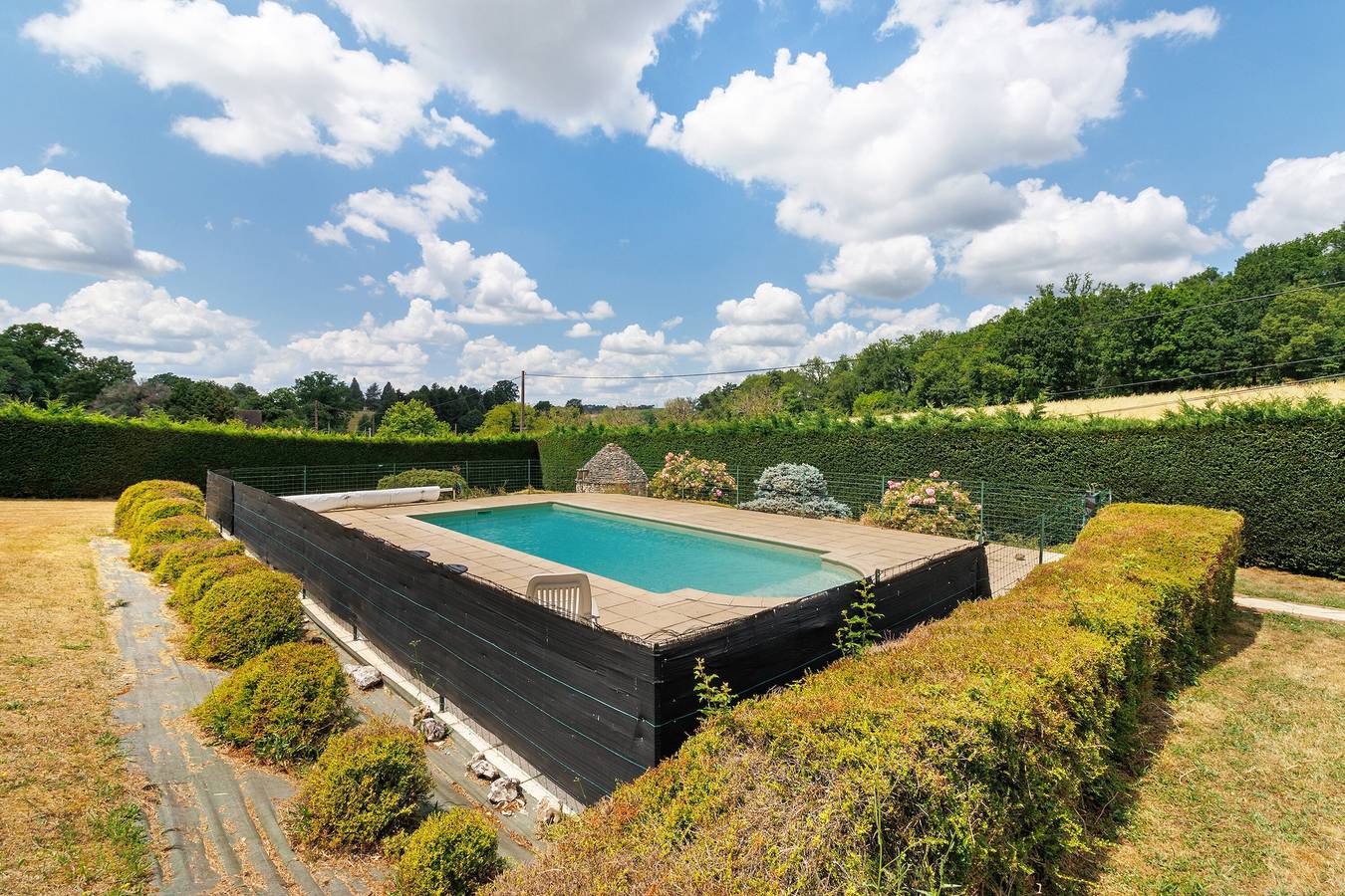 Petite maison 'Gite Xl 8 avec piscine privée, terrasseproche Grottes de Lascaux in Fossemagne, Périgord Noir