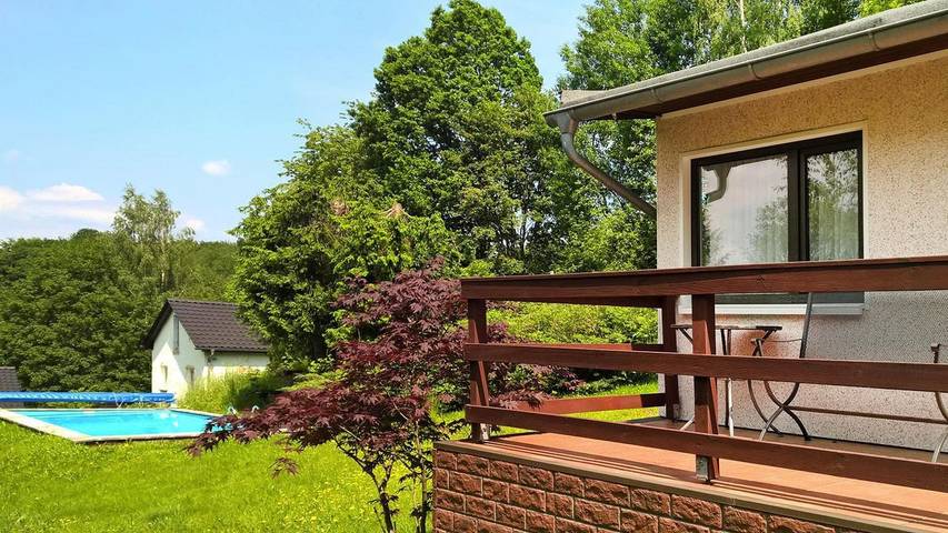 Ferienhaus für 4 Personen, mit Pool und Terrasse, mit Haustier in Thüringen
