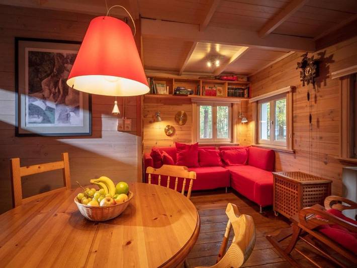 Location de vacances pour 2 personnes, avec terrasse ainsi que jardin et vue sur le lac à Lille (Belgique)