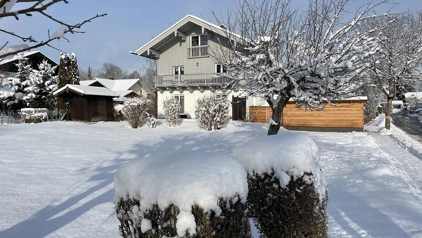 Ferienwohnung für 6 Personen, mit Terrasse in Bernau am Chiemsee