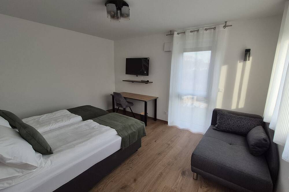 Ganze Wohnung, Ferienwohnung/App. für 3 Gäste mit 30m² in Reutlingen in Sondelfingen, Reutlingen