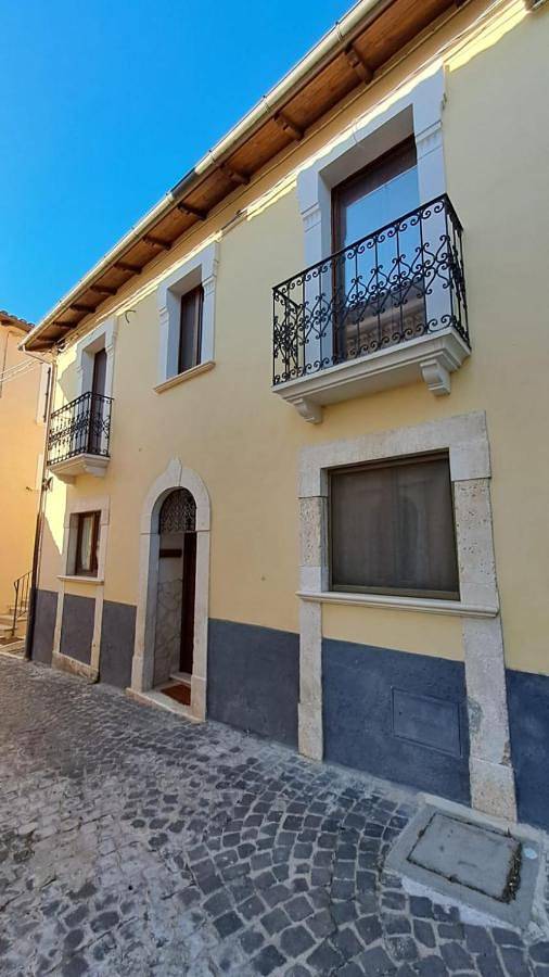 Location de vacances pour 7 personnes, avec balcon et vue à Barisciano - 3