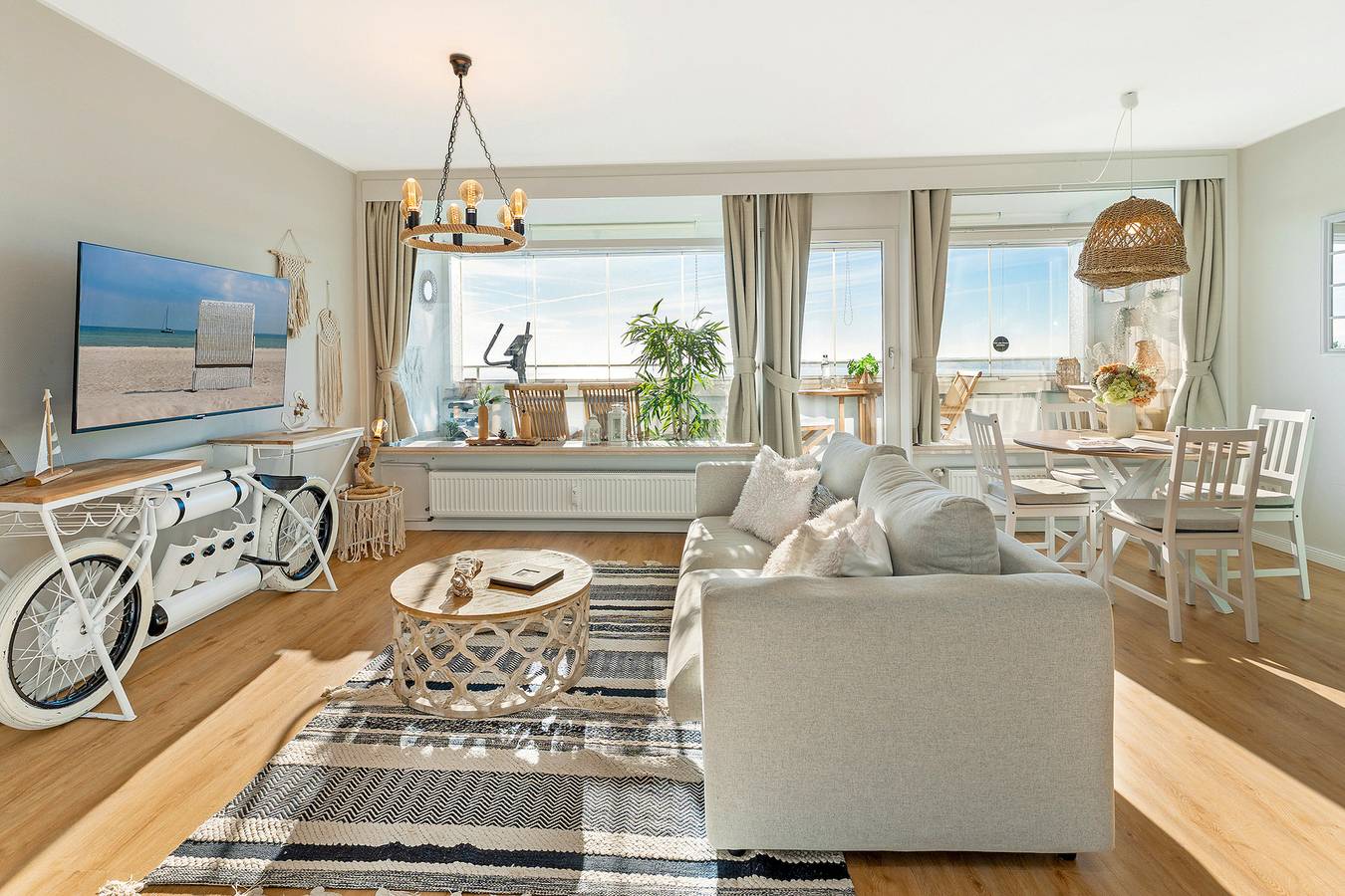 Ganze Ferienwohnung, Panoramic Loft mit Meerblick in Sierksdorf, Ostholstein