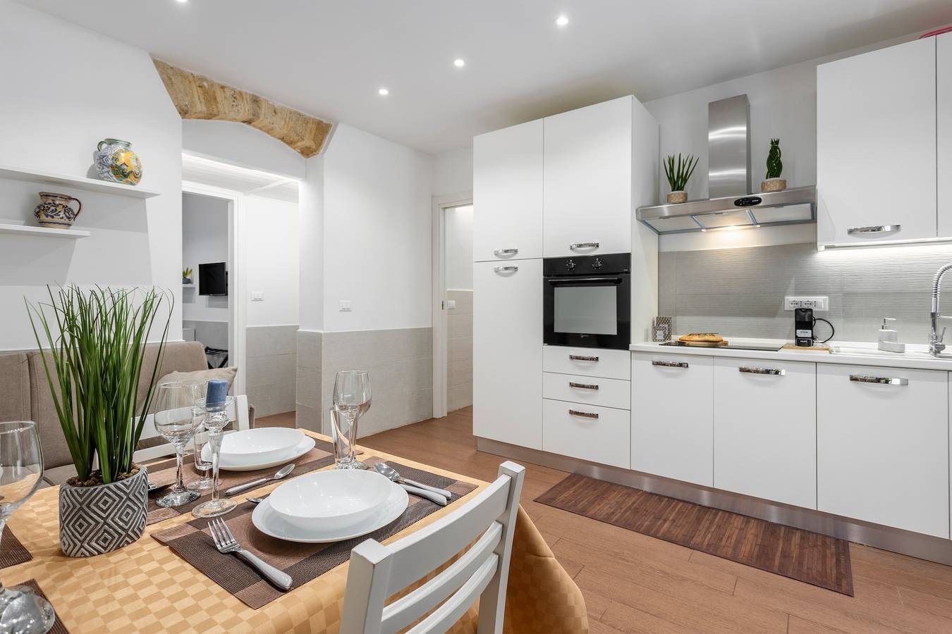 Hel lejlighed, Ferielejlighed for 5 personer in Palermo, Palermo Provinsen