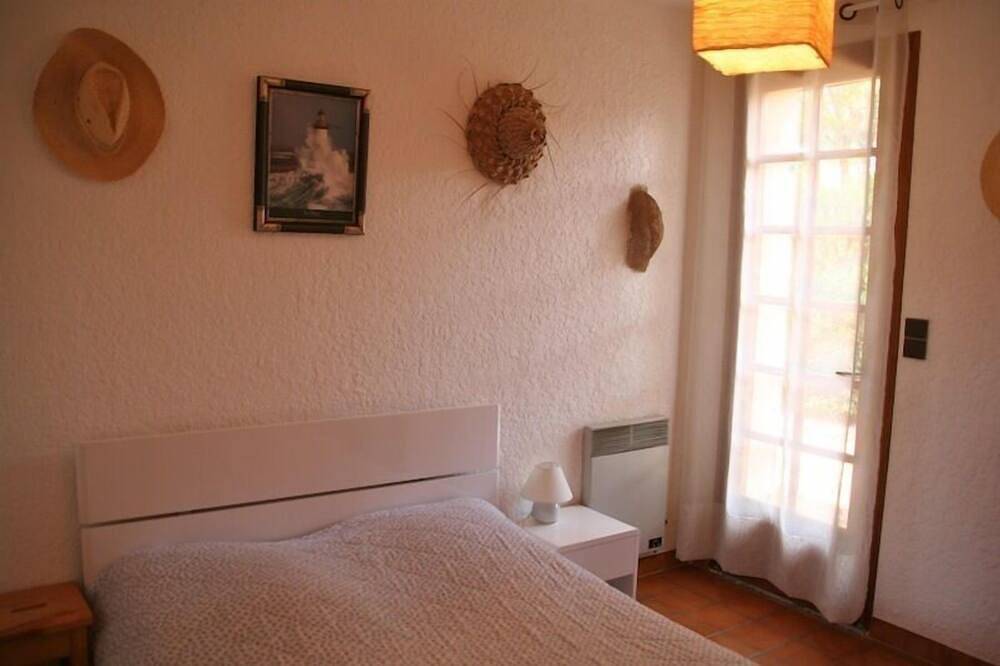 Acogedora casa con una hermosa terraza y jardín, entre la bahía y el océano. in Le Canon, Lège-Cap-Ferret