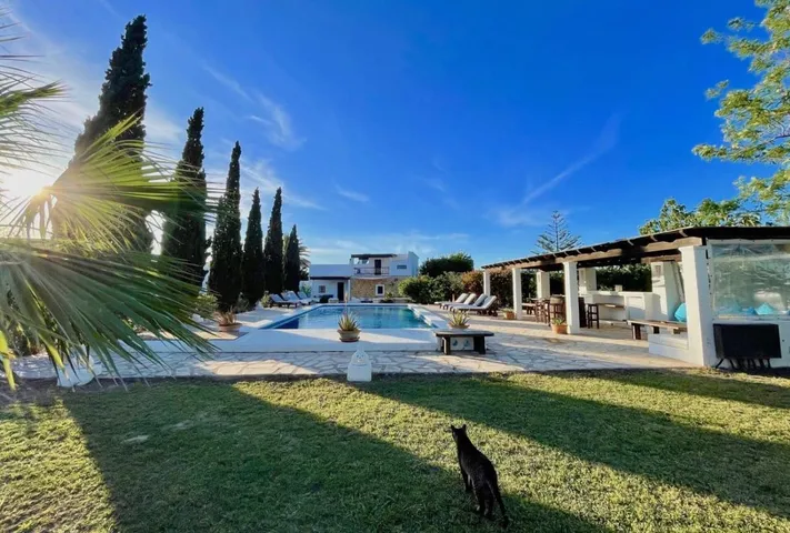 Villa für 6 Personen, mit Balkon - 1
