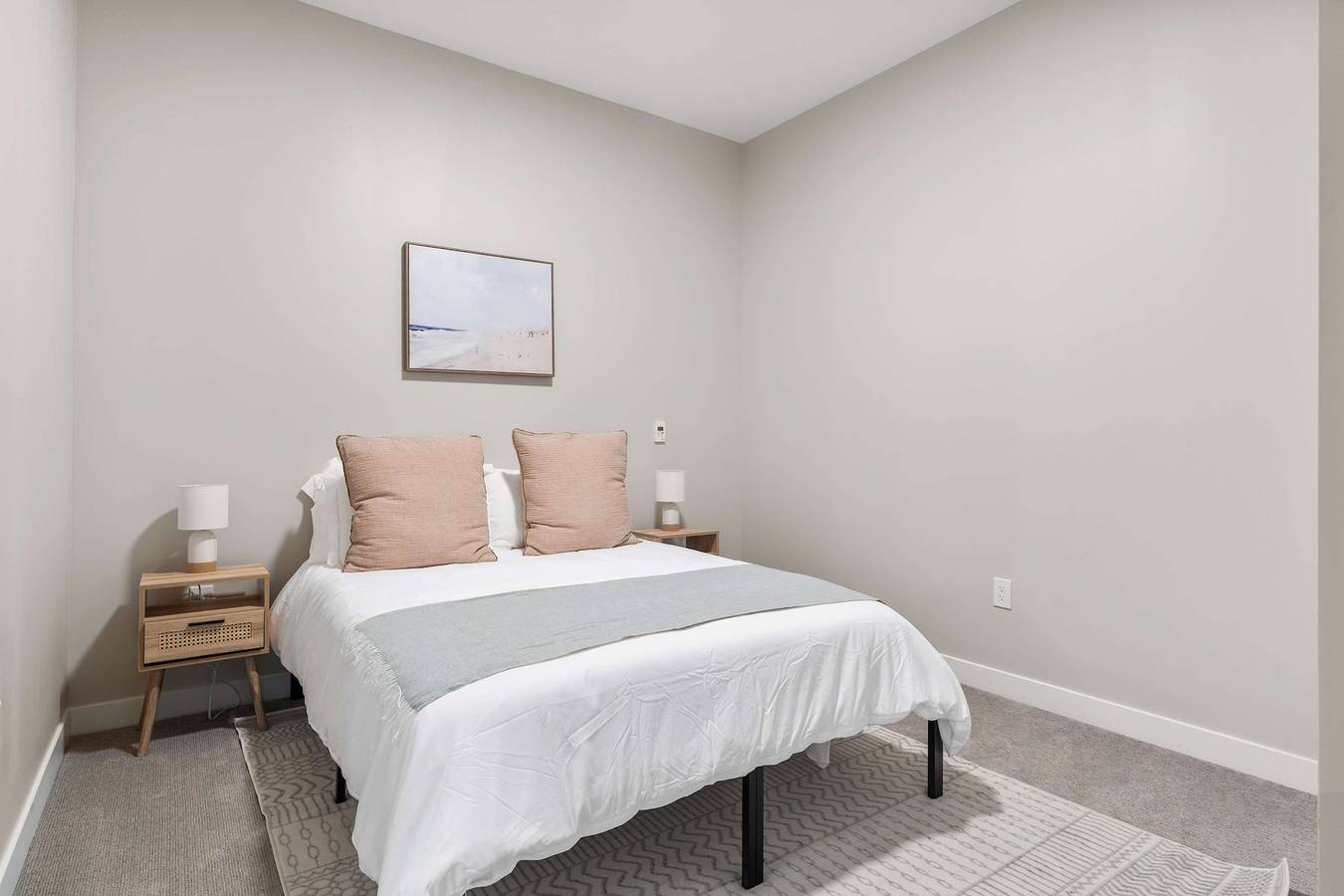 Ganze Wohnung, Cozysuites Otr Downtown 2Br 2Bath w gym rooftop in Cincinnati, Hamilton County (OH)