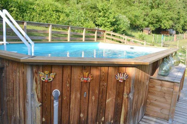 Location de vacances pour 4 personnes, avec Terrasse ainsi que Jardin et Piscine à Coublevie - 2