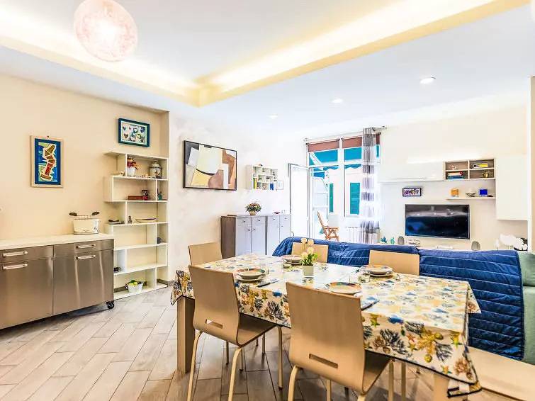 Entire apartment, 3 Pièces 6 Personnes in Ceriale, Riviera di Ponente