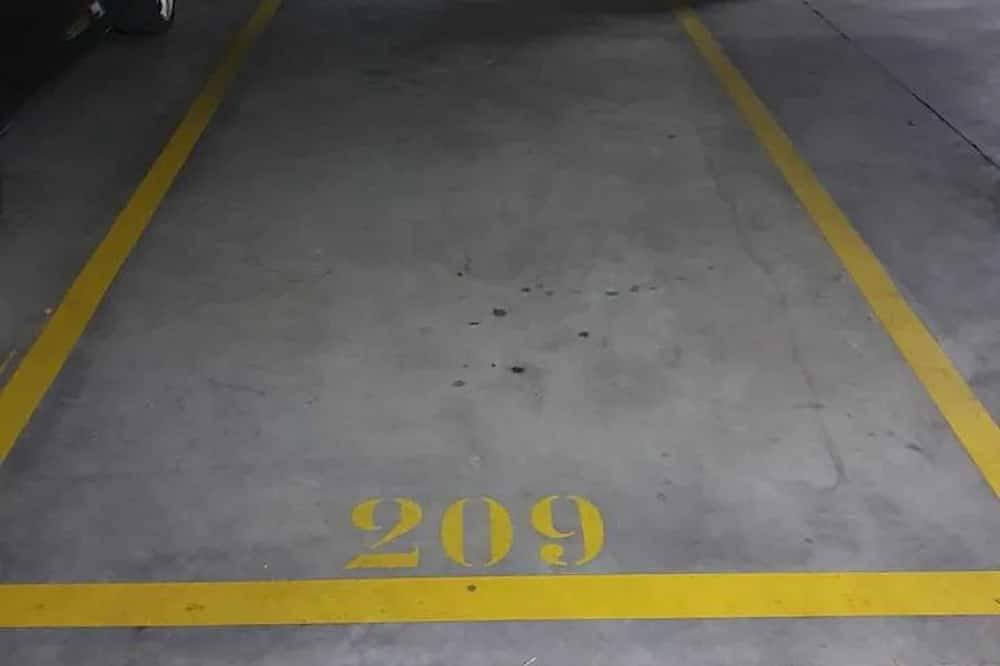 Entire apartment, Homerez - Cozy Apartment Ponferrada, Parking in Ponferrada, El Bierzo