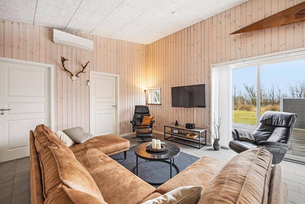 Familienfreundliches Ferienhaus in Bork Havn mit Sauna & Whirlpool in Bork Havn, Ringkøbing Fjord