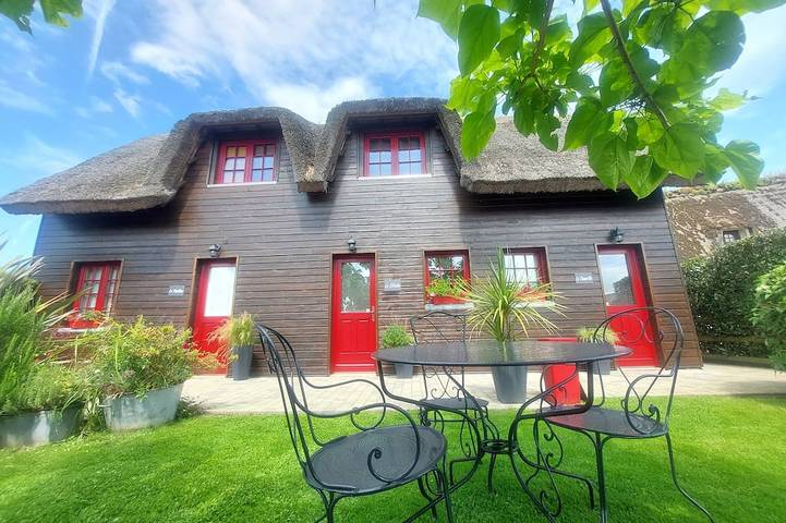 Gîte pour 4 personnes, avec terrasse ainsi que jardin et sauna dans l' Eure