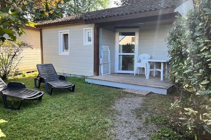 Gîte pour 4 personnes, avec terrasse à Gurmençon