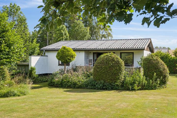 Ferienhaus für 4 Personen, mit Terrasse und Garten in Lolland