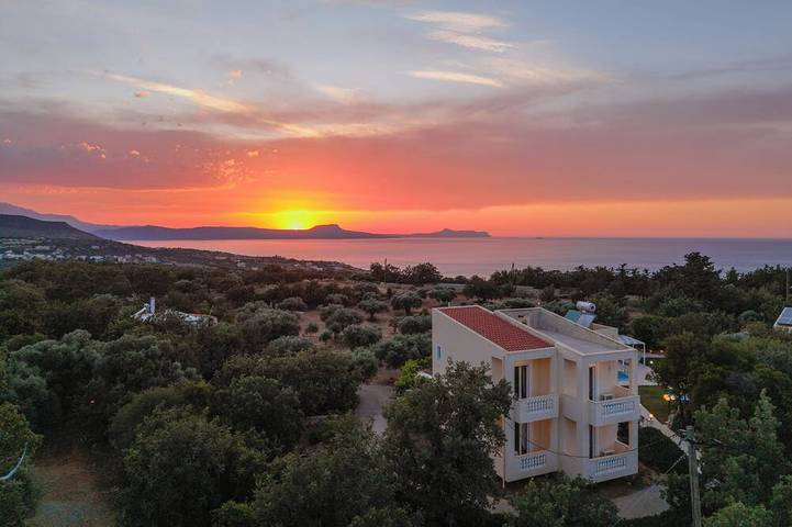 Mooie Villa Met Privé Zwembad En Uitzicht Op Zee (Villa Danna) in Atsipopoulo, Nikiforos Fokas