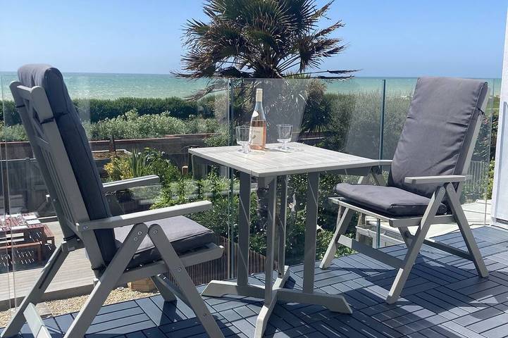 Holiday home for 8 people, with garden and balcony in Rustington