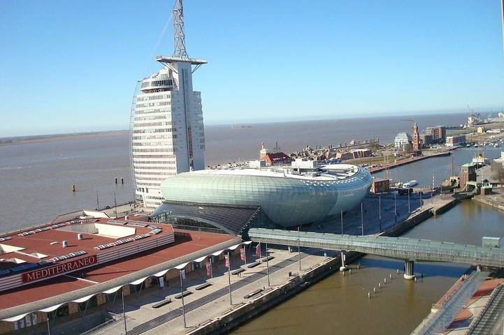 Ferienwohnung für 4 Personen, mit Sauna und Balkon rund um die Havenwelten