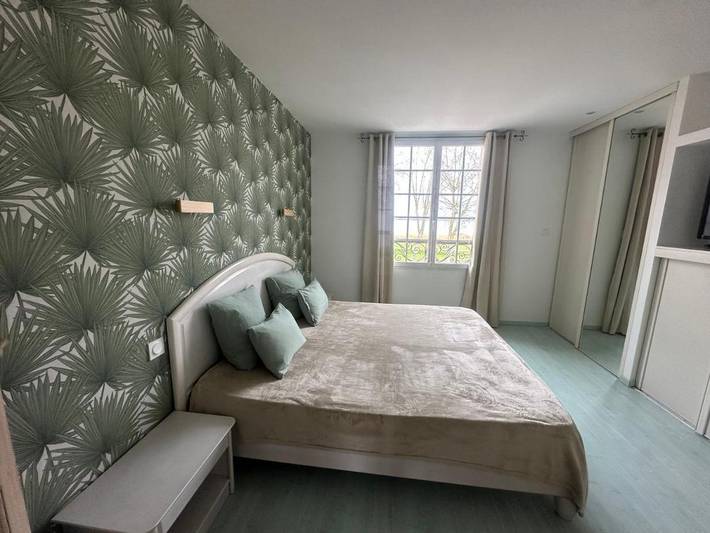 Gîte pour 4 personnes, avec jardin ainsi que terrasse et piscine à Pauillac - 4