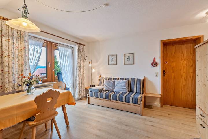 Bauernhof für 2 Personen, mit Balkon und Seeblick